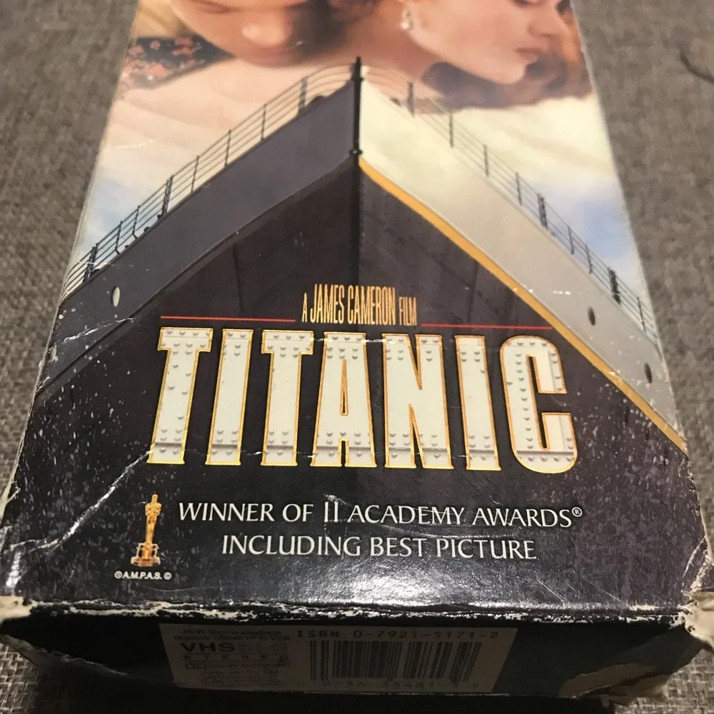 VTG Titanic VHS 1998 2 Tape Set UNTESTED